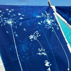 Torchon FLEURS DE CAROTTE Bleu 70 x 50