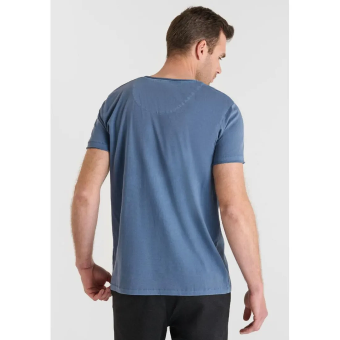 T-shirt manche courte Ogribs bleu en coton Cy