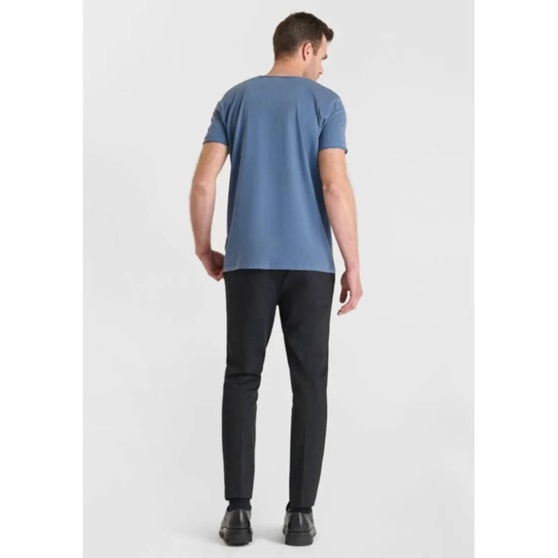 T-shirt manche courte Ogribs bleu en coton Cy
