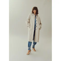 Veste poignets à boucle réglable col italien gris clair